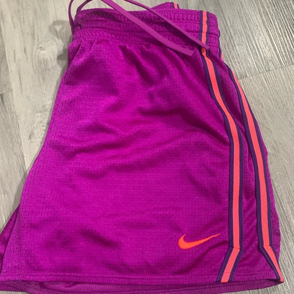 Nike Dri-Fit Shorts - Picture 1 of 5